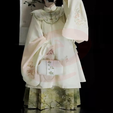 明制汉服女对襟马面裙套装 PCKJ12072124036341