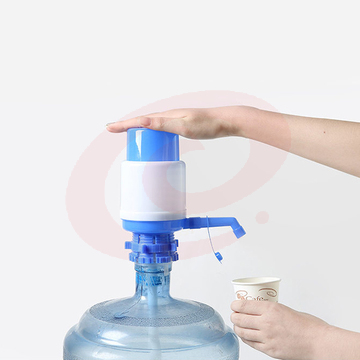 手压式抽水器压水器